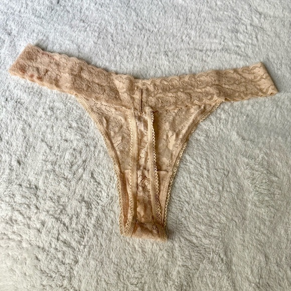 Victoria's Secret Pink and Tan Thong Set (NWOT) - Picture 7 of 9
